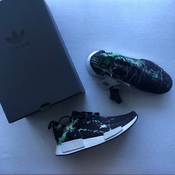 Adidas NMD R1 Primeknit - Picture 5 of 16